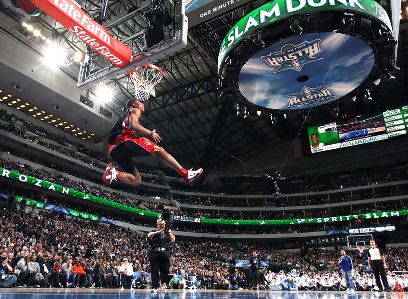 DeRozan Performs in a Slam Dunk Contest