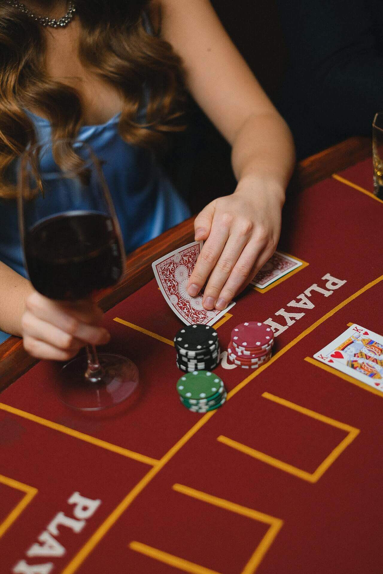 Blackjack vs. Poker Which Card Game is Right for You?